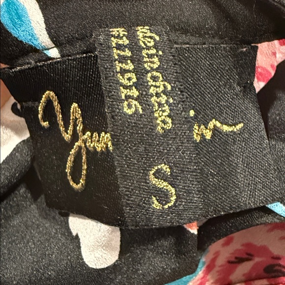 Yumi Kim Floral V-Neck Long Sleeve Blouse Black Pink & Blue Flowers Sz S - Picture 6 of 10